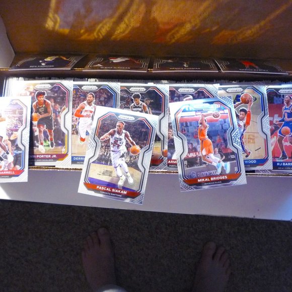 2020-21 Prizm Basketball cards to start set building - Picture 1 of 4